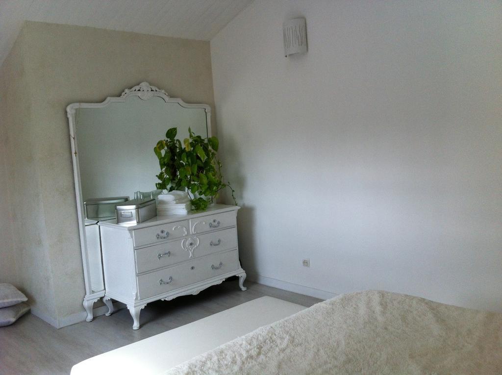 Villa Zen Ναρμπόν Δωμάτιο φωτογραφία